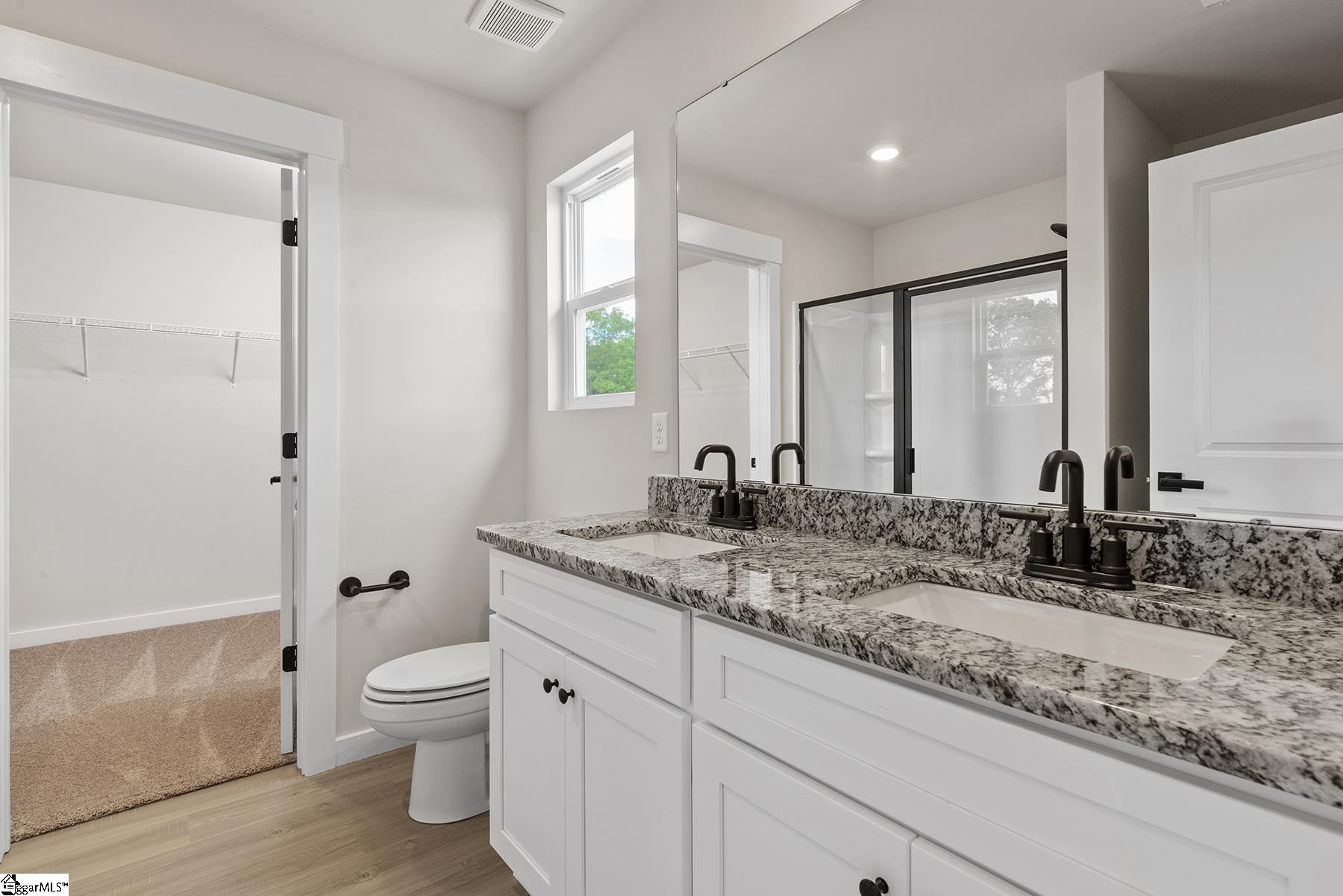 1237 Crested Iris Street Moore, SC 29369 - Photo 12 of 20