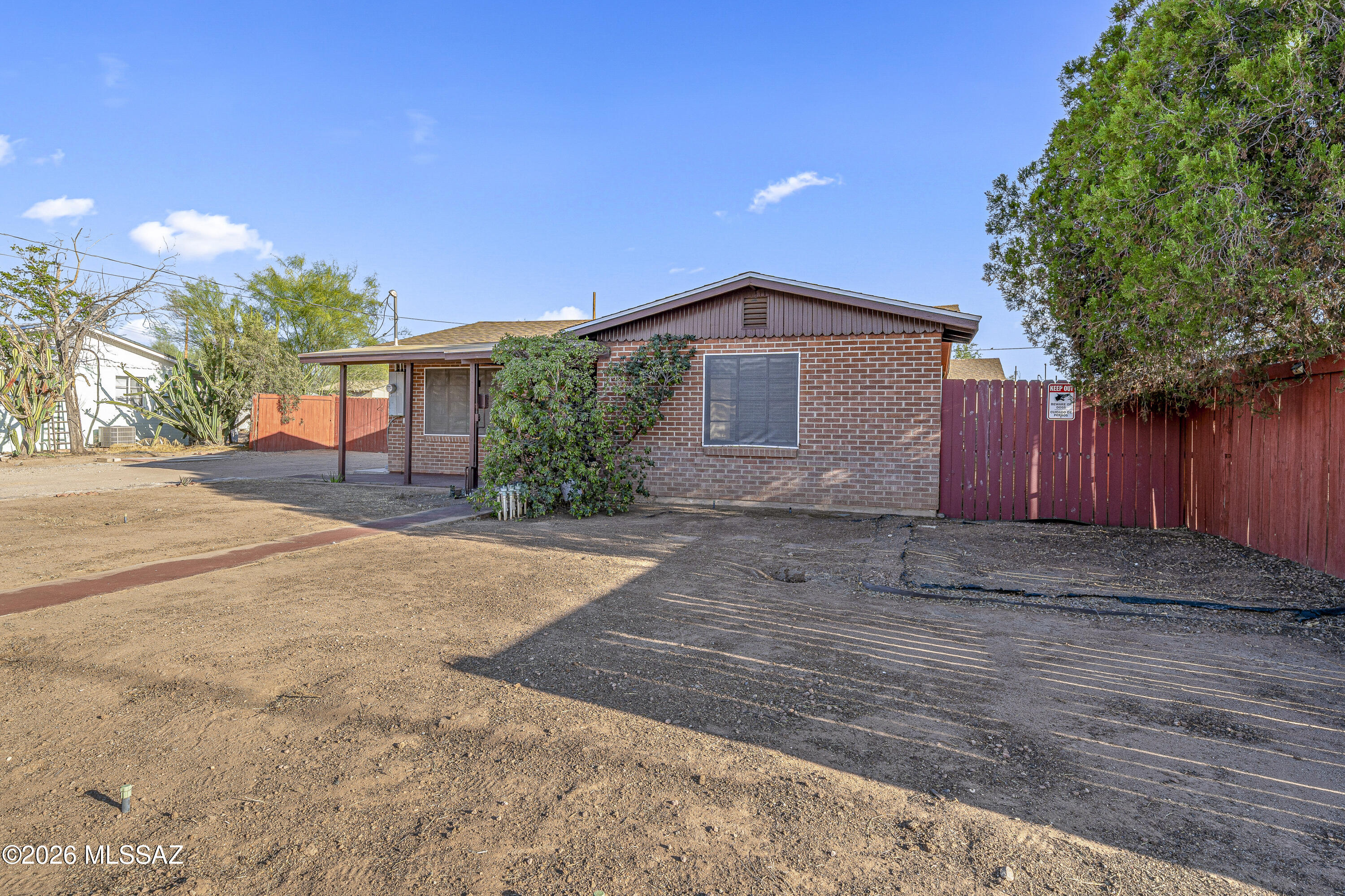 908 East Pastime Road Tucson, AZ 85719 - Photo 3 of 19