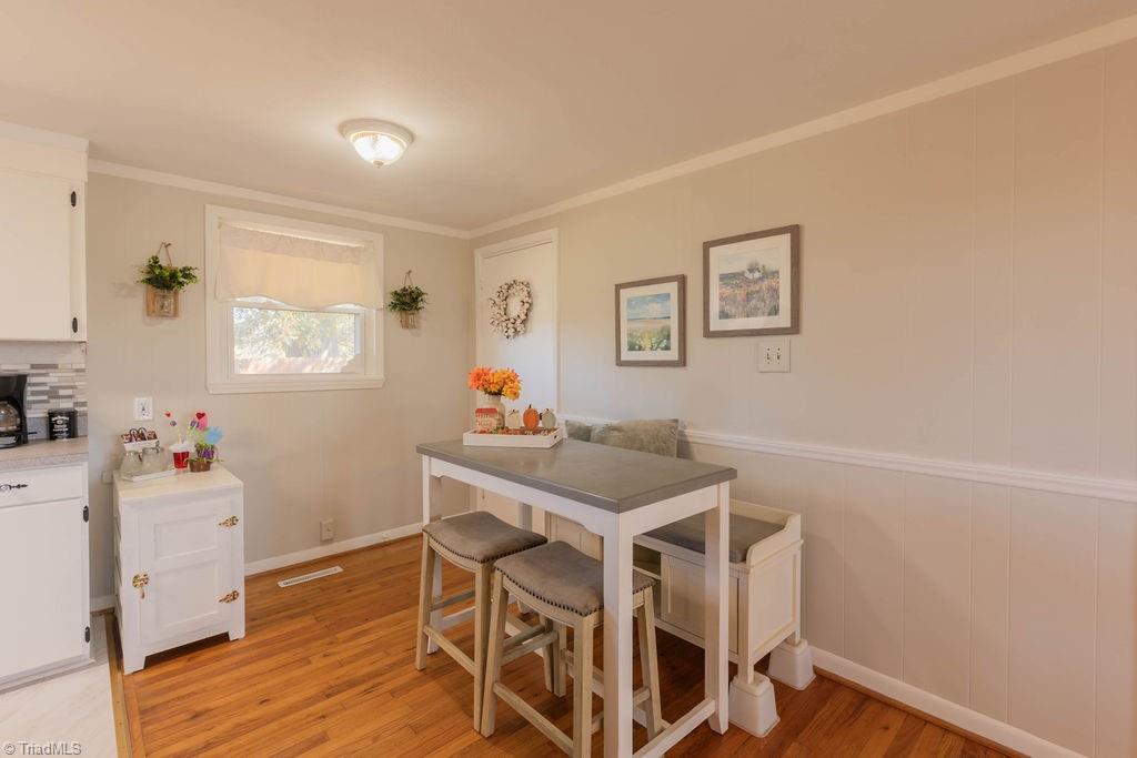 181 Cox Ford Road Ararat, NC 27007 - Photo 5 of 39 Gallery Image 5