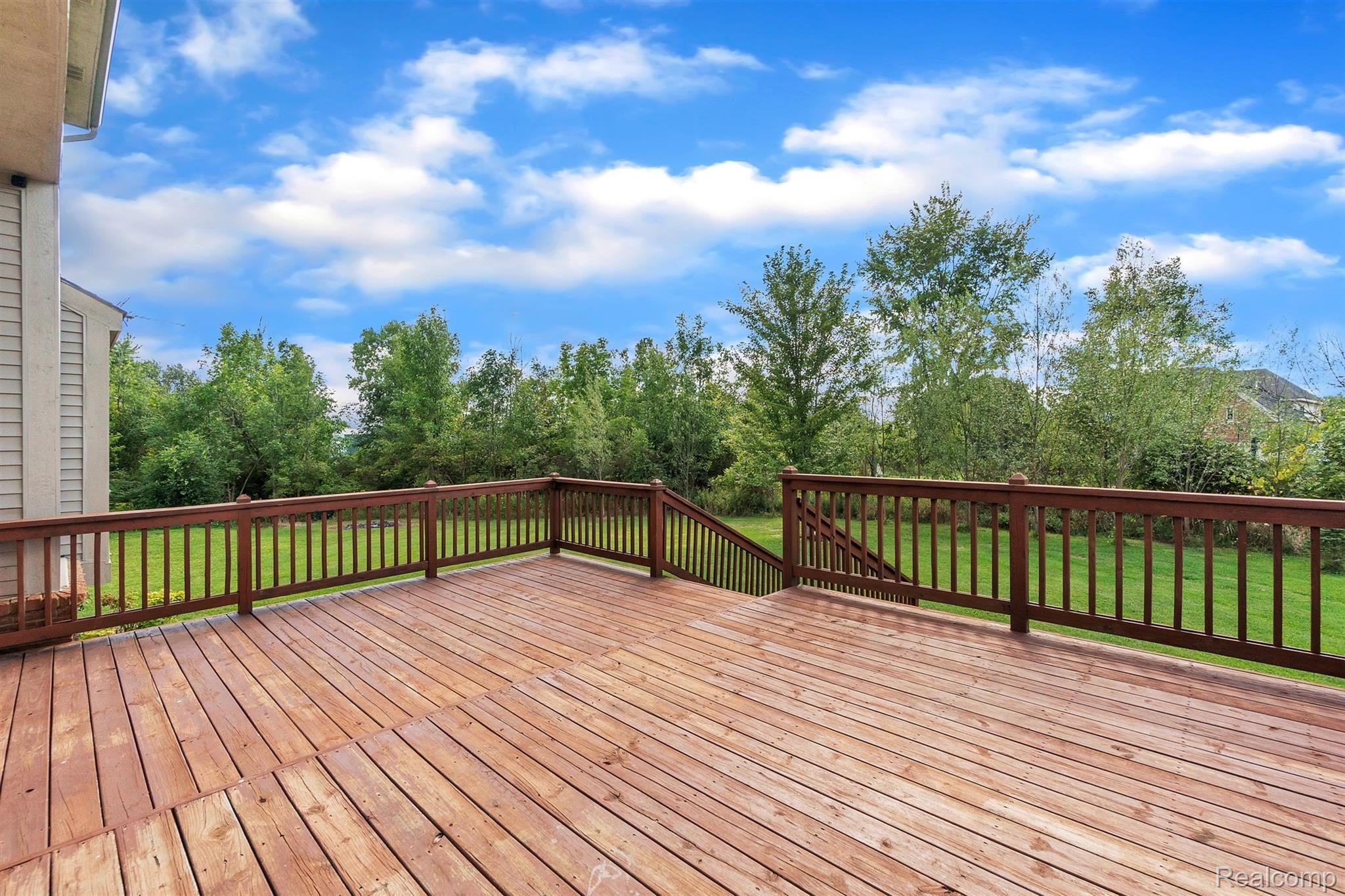 7331 Hartland Road Fenton, MI 48430 - Photo 39 of 51 41-7331-Hartland-Rd-WindowStill-Rea.jpg