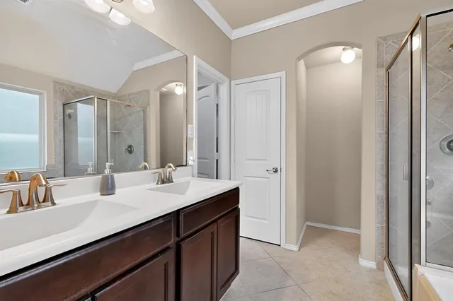 $1,950 | 520 Cheyenne Drive, Aubrey, TX 76227