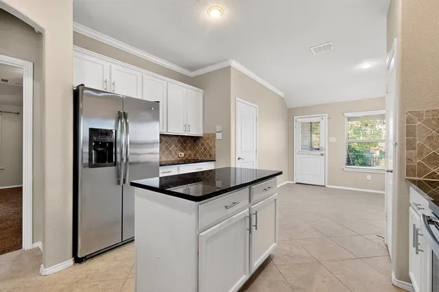 $1,950 | 520 Cheyenne Drive, Aubrey, TX 76227