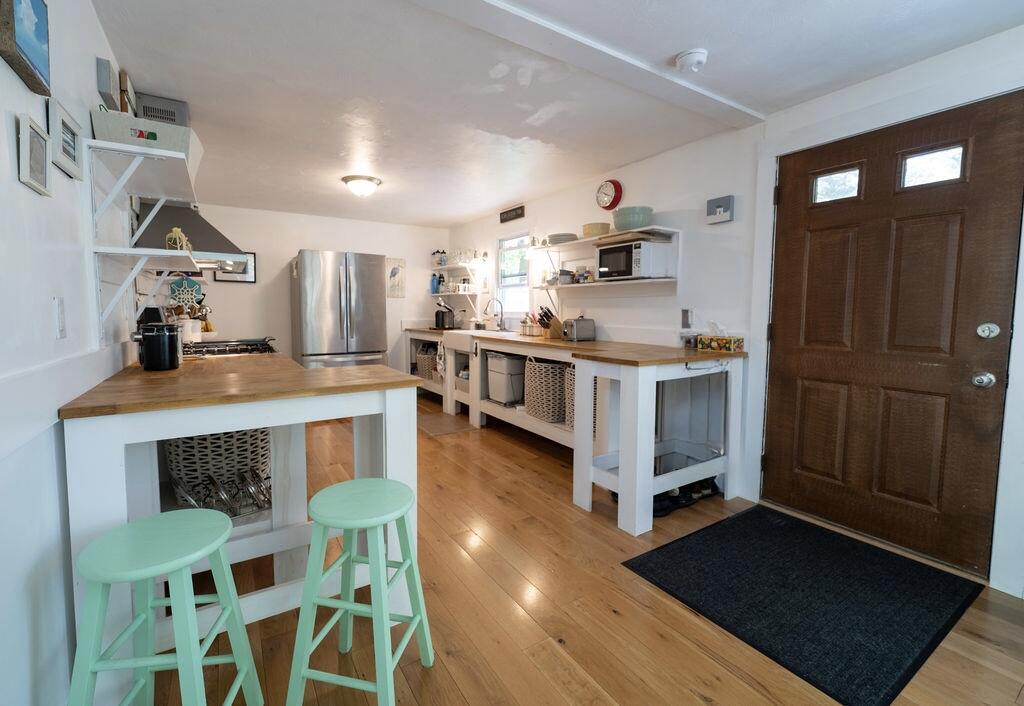 5 Fishermans Road Truro, MA 02666 - Photo 2 of 22 IMG_6723