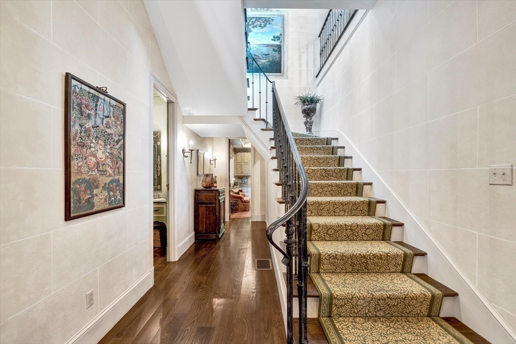 804 Main Street Barnstable, MA 02635 - Photo 6 of 39