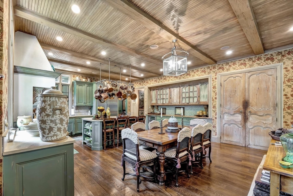 804 Main Street Barnstable, MA 02635 - Photo 8 of 39