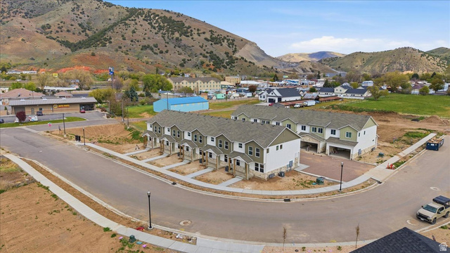 194 North 300th East, Unit 2 Morgan, UT 84050 - Photo 29 of 32