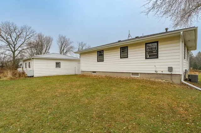 $385,000 | 5444 Covill Street Southwest, Stewartville, MN 55976