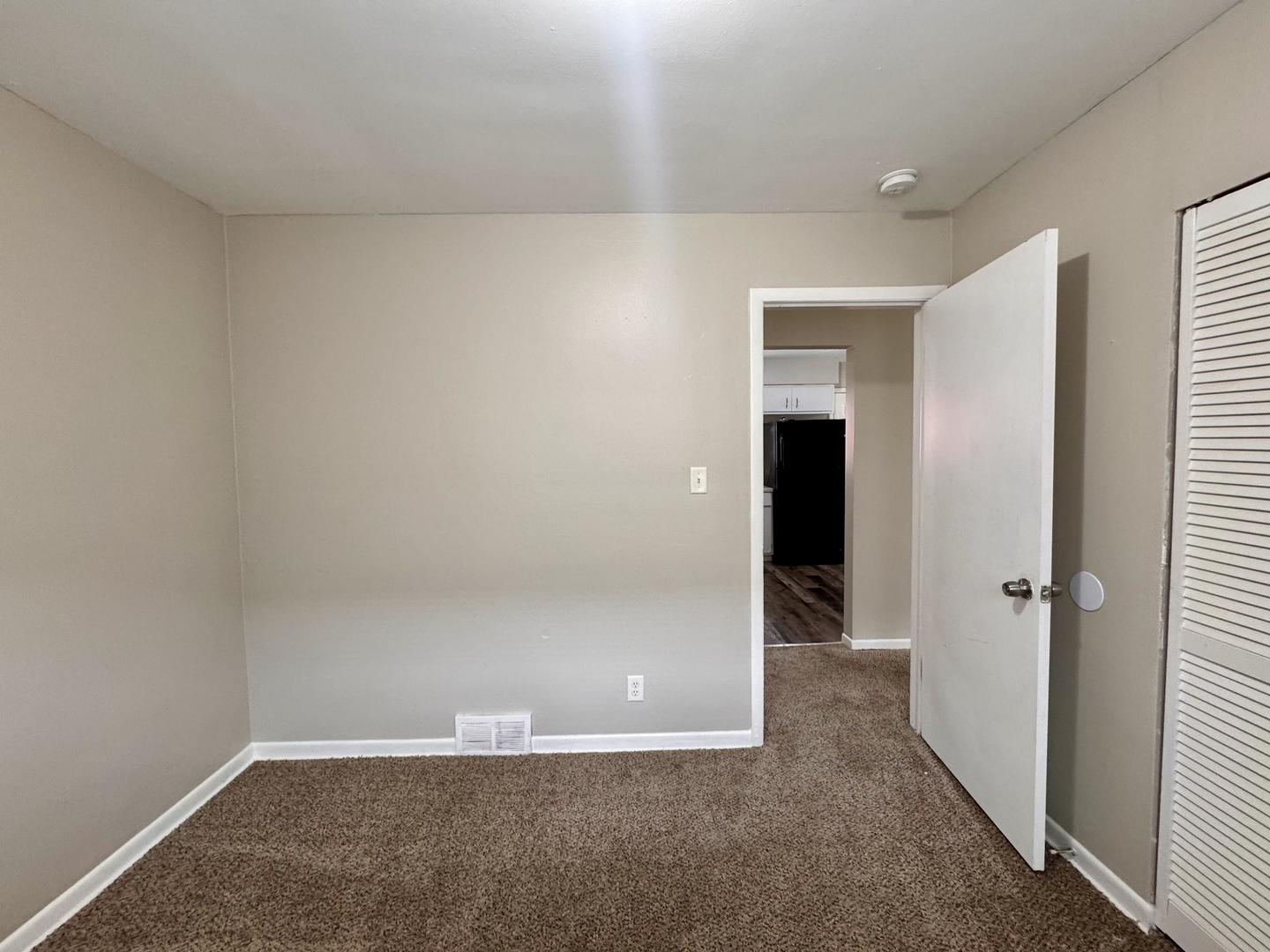 310 155th Place Calumet City, IL 60409 - Photo 12 of 24