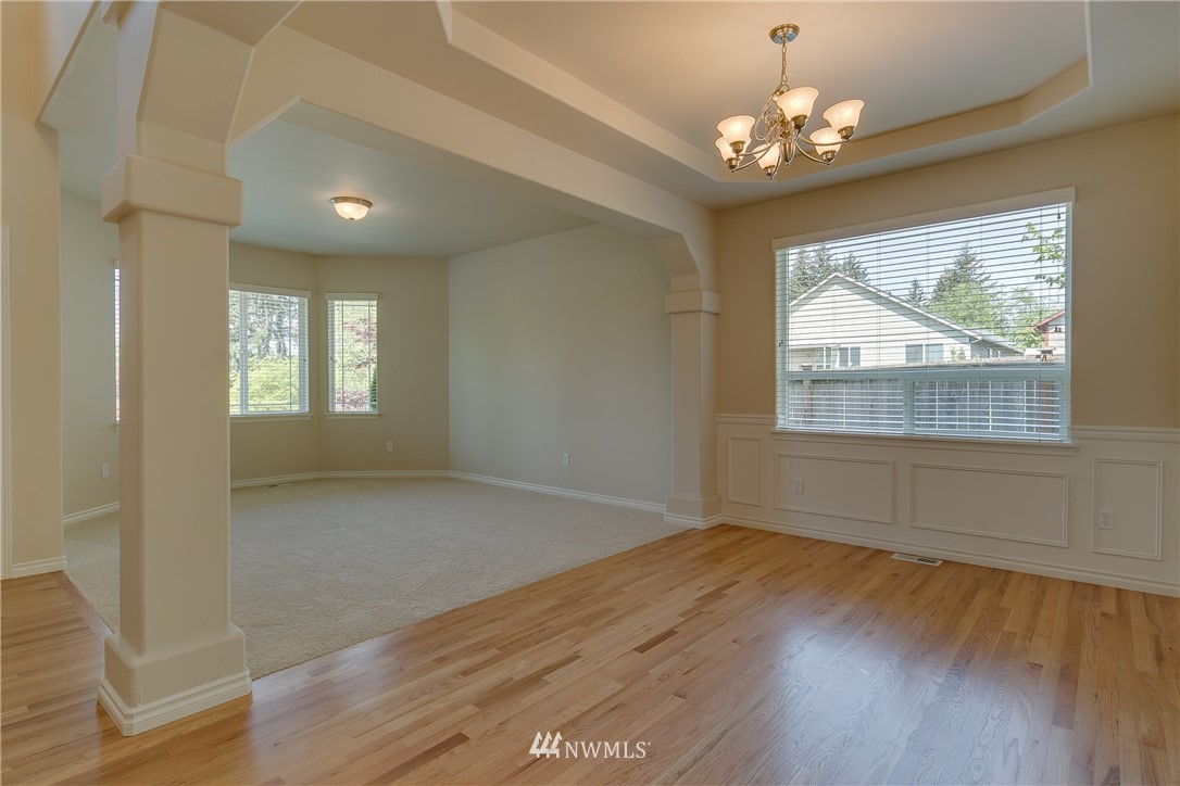 16101 40th Drive Southeast Bothell, WA 98012 - Photo 5 of 21 Gallery Image 5