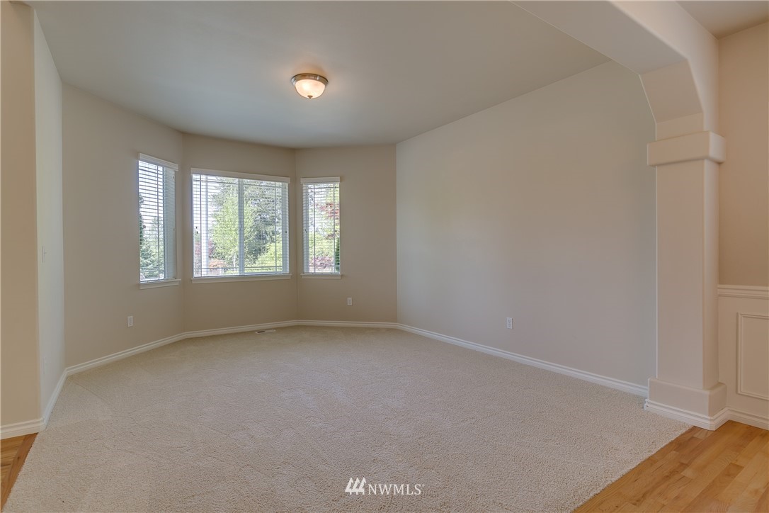 16101 40th Drive Southeast Bothell, WA 98012 - Photo 6 of 21 Gallery Image 6