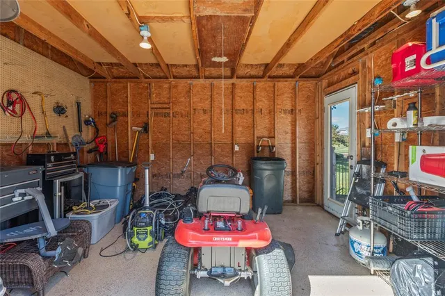 $949,000 | 180 Surls Drive, Mabank, TX 75156