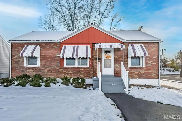 $1,400 | 10446 St Charles Rock Road, St. Ann, MO 63074