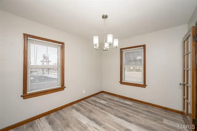 $1,400 | 10446 St Charles Rock Road, St. Ann, MO 63074