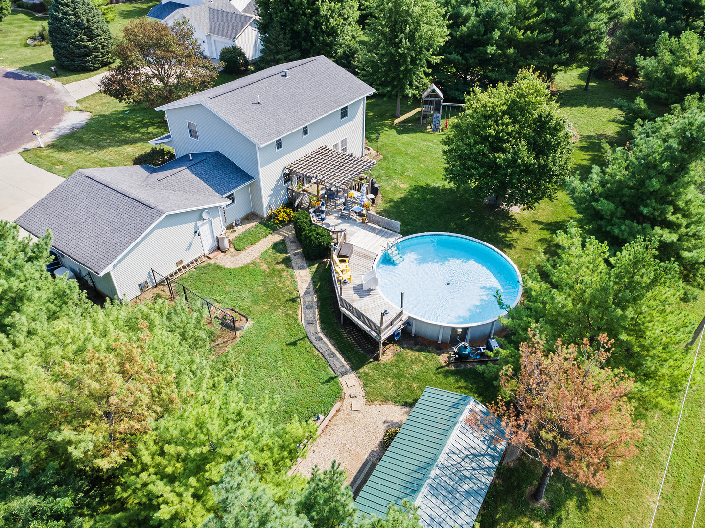 417 Sunset Drive Colfax, IL 61728 - Photo 2 of 42