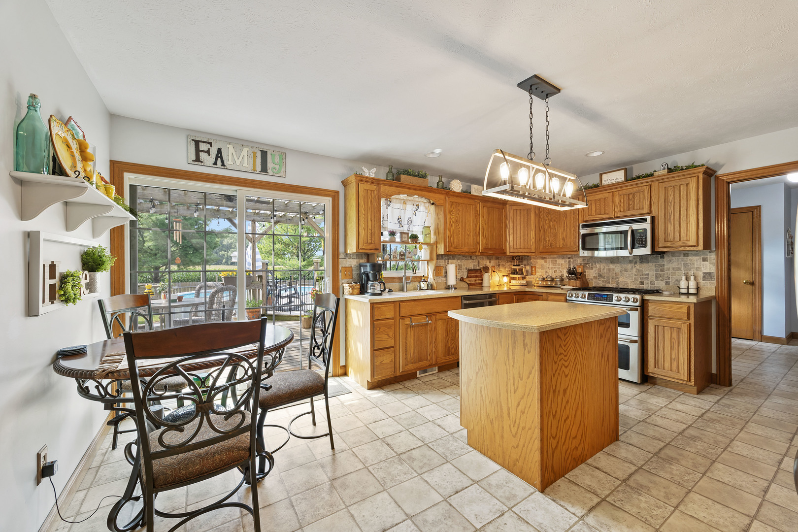 417 Sunset Drive Colfax, IL 61728 - Photo 22 of 42