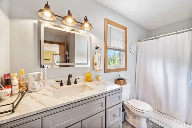 $299,500 | 417 Sunset Drive, Colfax, IL 61728