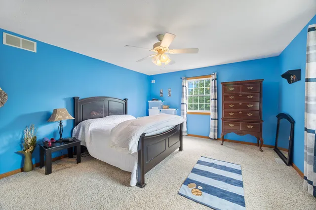 $299,500 | 417 Sunset Drive, Colfax, IL 61728