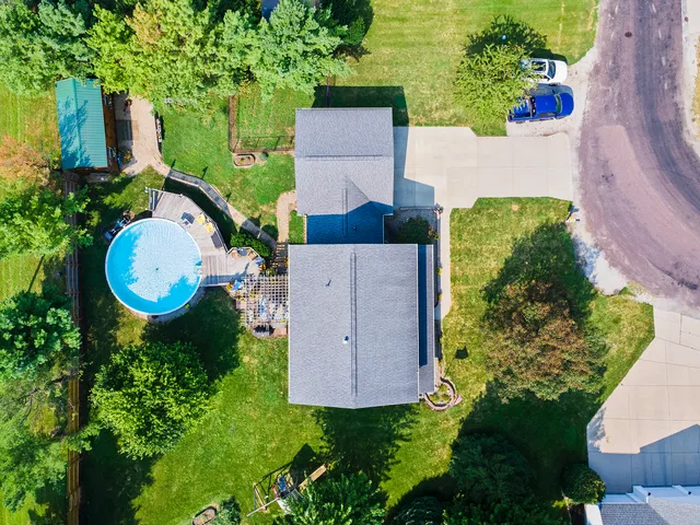 $299,500 | 417 Sunset Drive, Colfax, IL 61728