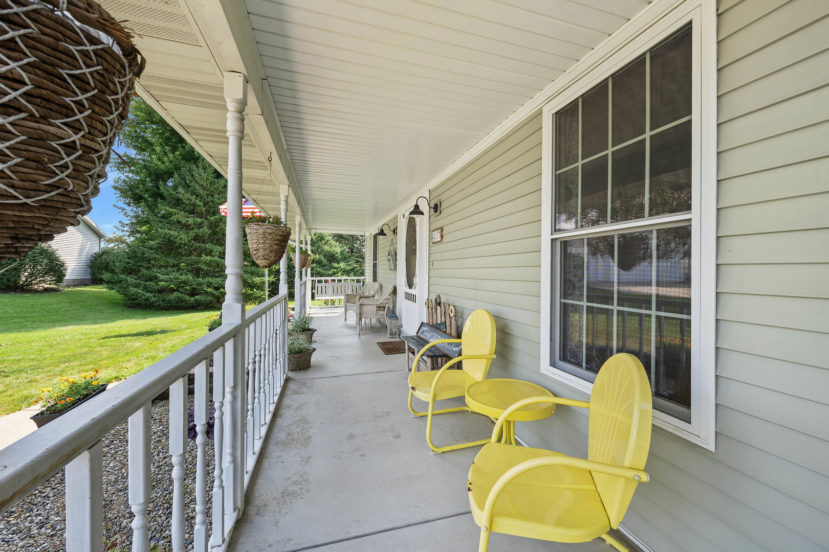 417 Sunset Drive Colfax, IL 61728 - Photo 10 of 42