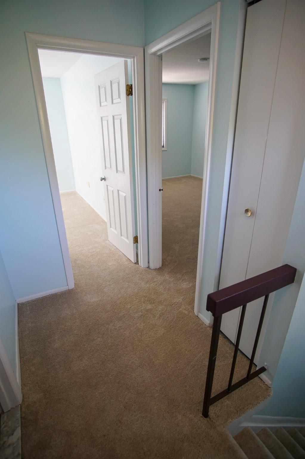 7 Mariners Way, Unit 2 Stevensville, MD 21666 - Photo 10 of 25 Inviting hallway with soft hues.