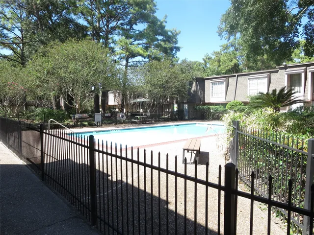 a view of a house with a street view