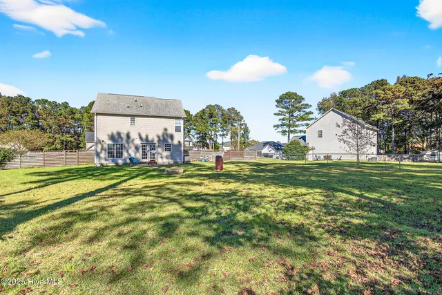 $275,197 | 203 Reef Lane, Richlands, NC 28574