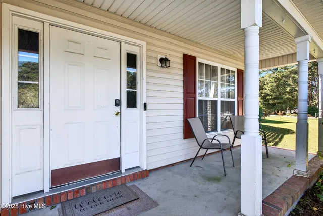 $275,197 | 203 Reef Lane, Richlands, NC 28574