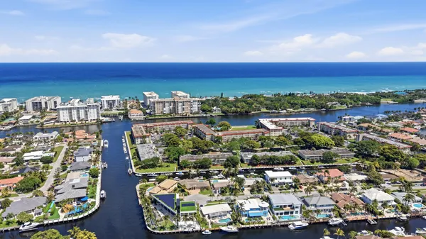 $529,000 | 3180 Northeast 48th Court, Unit 215, Lighthouse Point, FL 33064