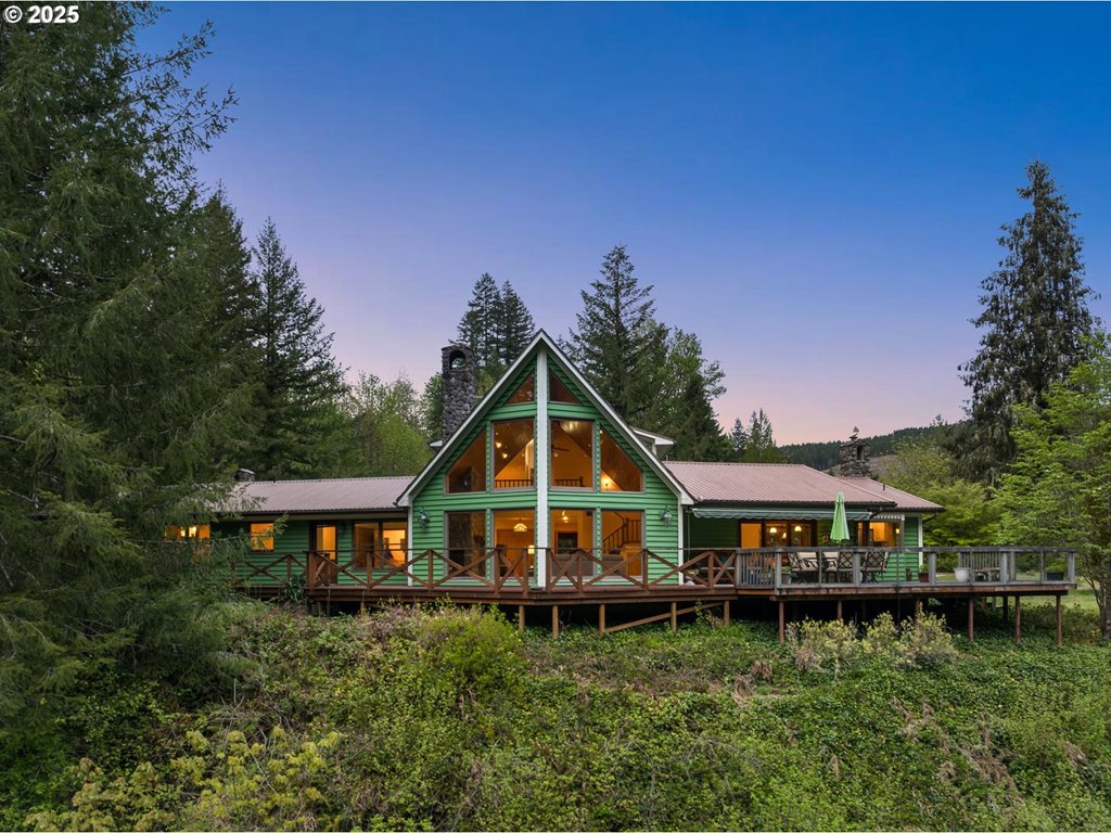 7135 Kalama River Road Kalama, WA 98625 - Photo 1 of 1 Exterior