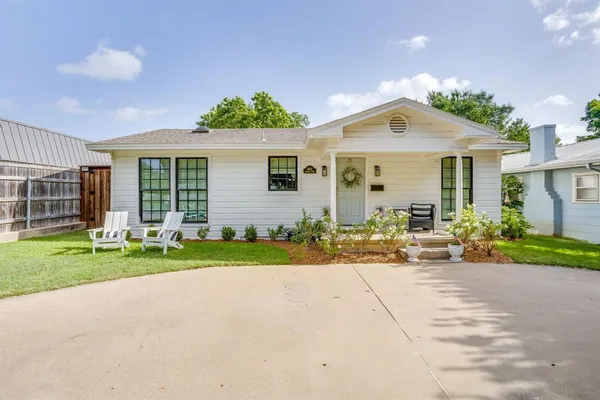 $2,250 | 4632 Pershing Avenue, Fort Worth, TX 76107