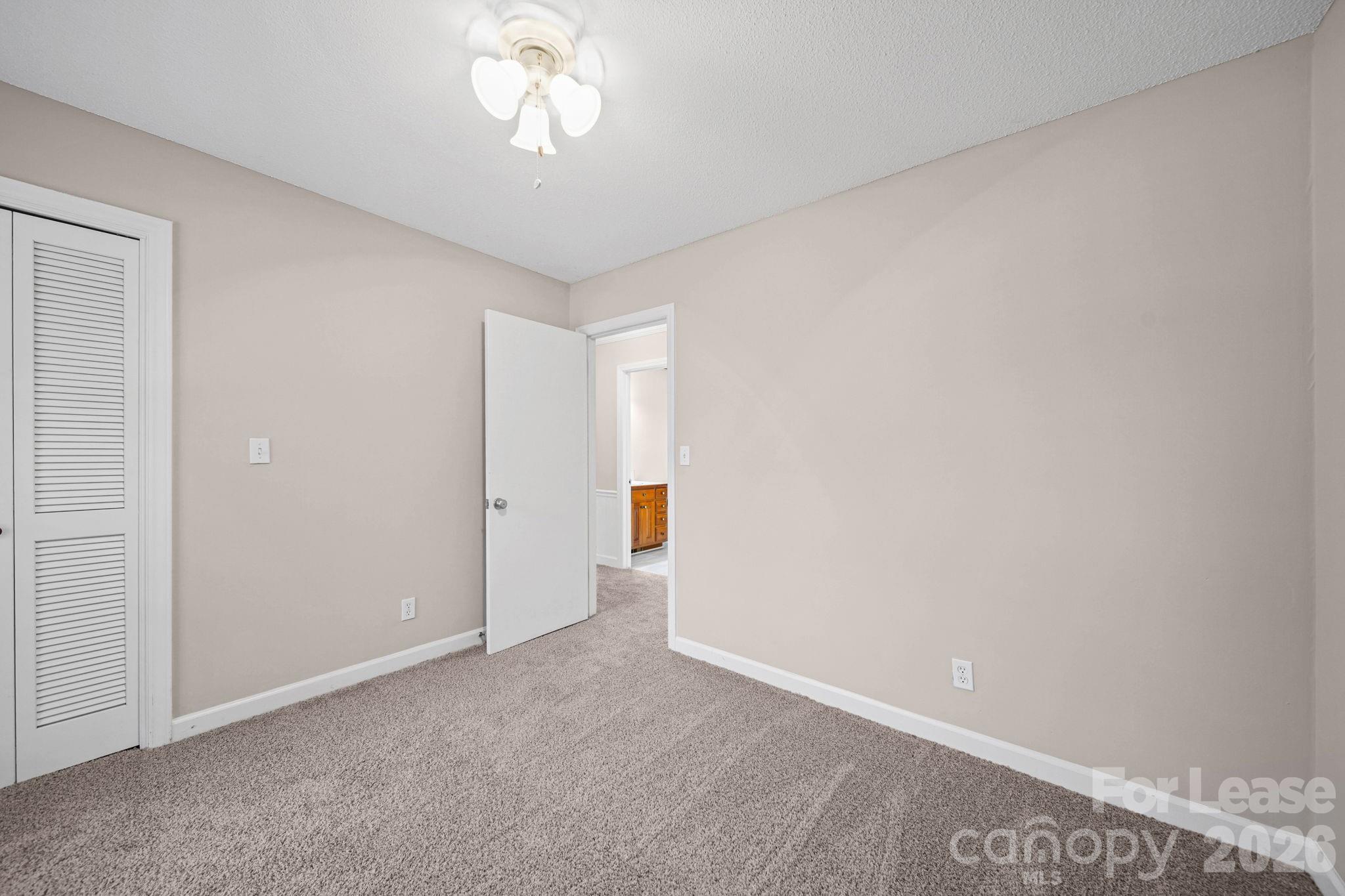 16301 Capps Road Charlotte, NC 28278 - Photo 25 of 42