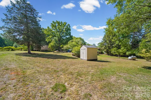 $2,600 | 16301 Capps Road, Charlotte, NC 28278
