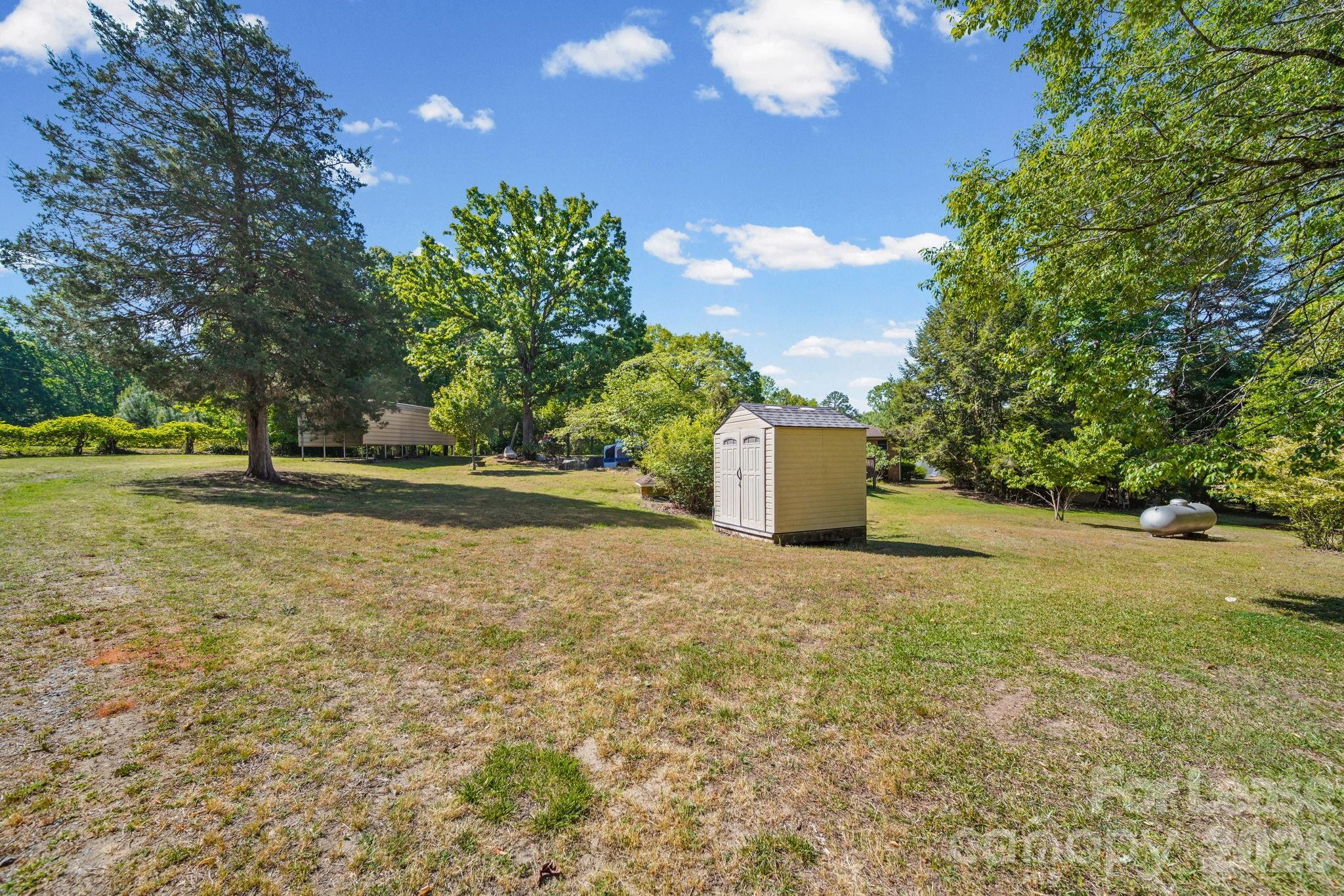 16301 Capps Road Charlotte, NC 28278 - Photo 35 of 42