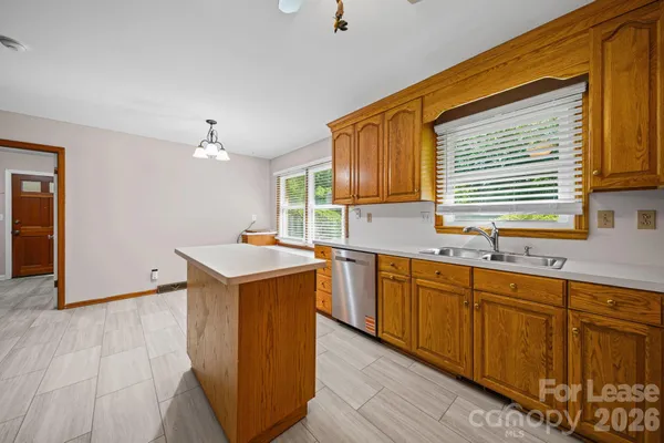 $2,600 | 16301 Capps Road, Charlotte, NC 28278