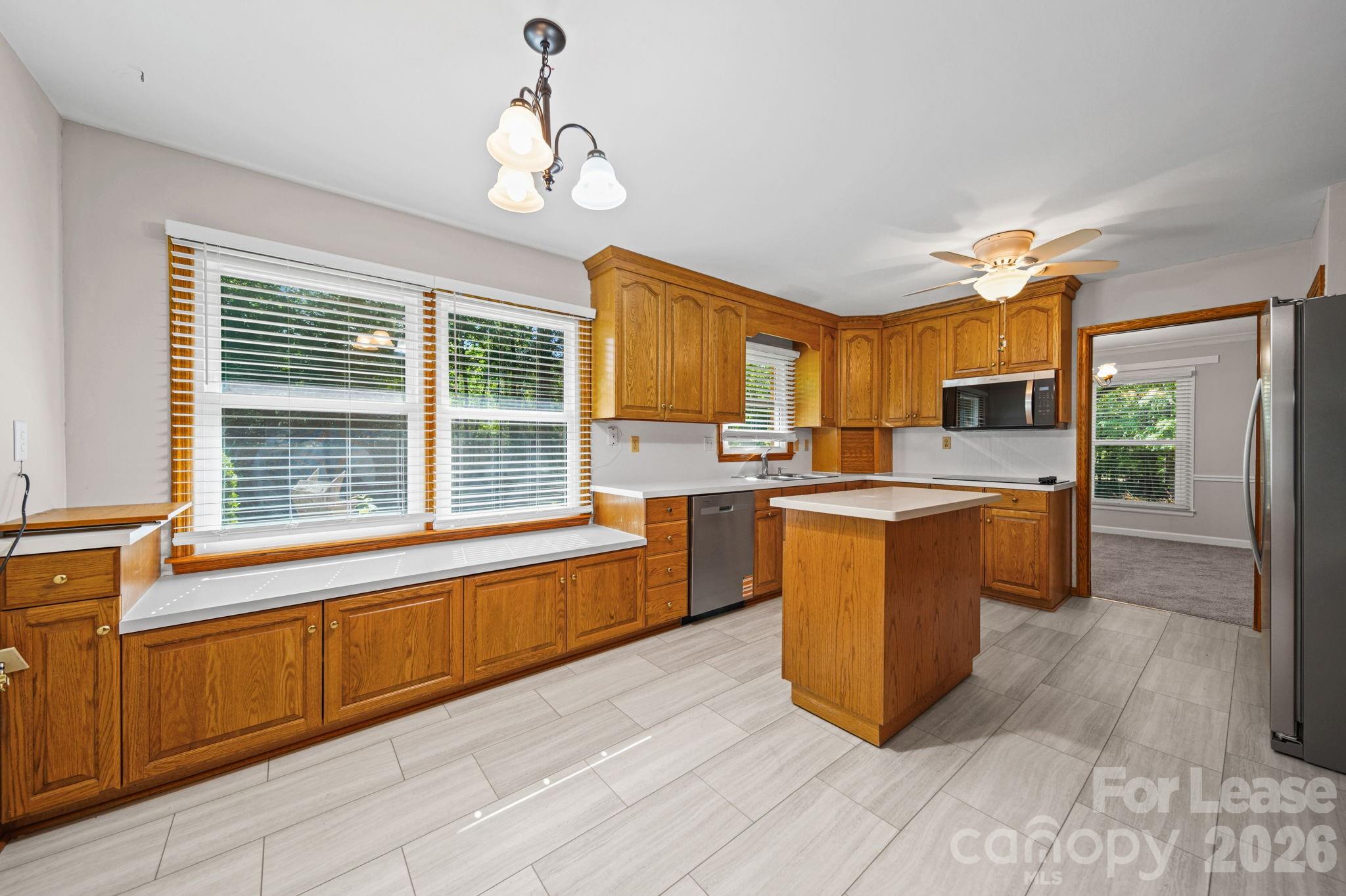 16301 Capps Road Charlotte, NC 28278 - Photo 8 of 42