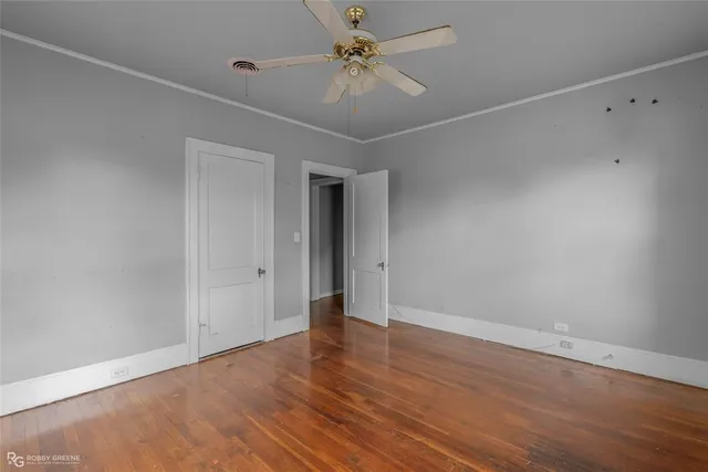 wooden floor in an empty room
