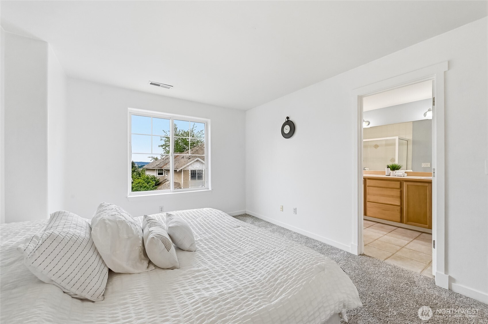 13015 Northeast 182nd Place, Unit A Bothell, WA 98011 - Photo 9 of 25