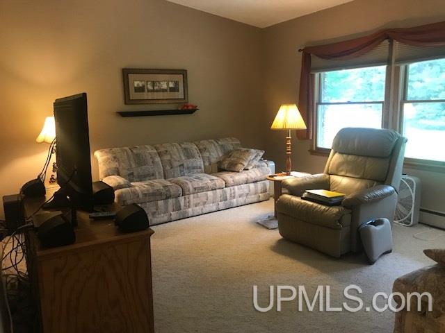 6802 M Road Escanaba, MI 49829 - Photo 10 of 40