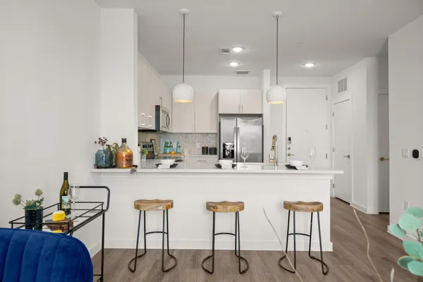 $227,500 | 6324 North Lamar Boulevard, Unit 213, Austin, TX 78752