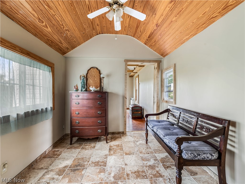 643 West Comet Road Clinton, OH 44216 - Photo 20 of 34