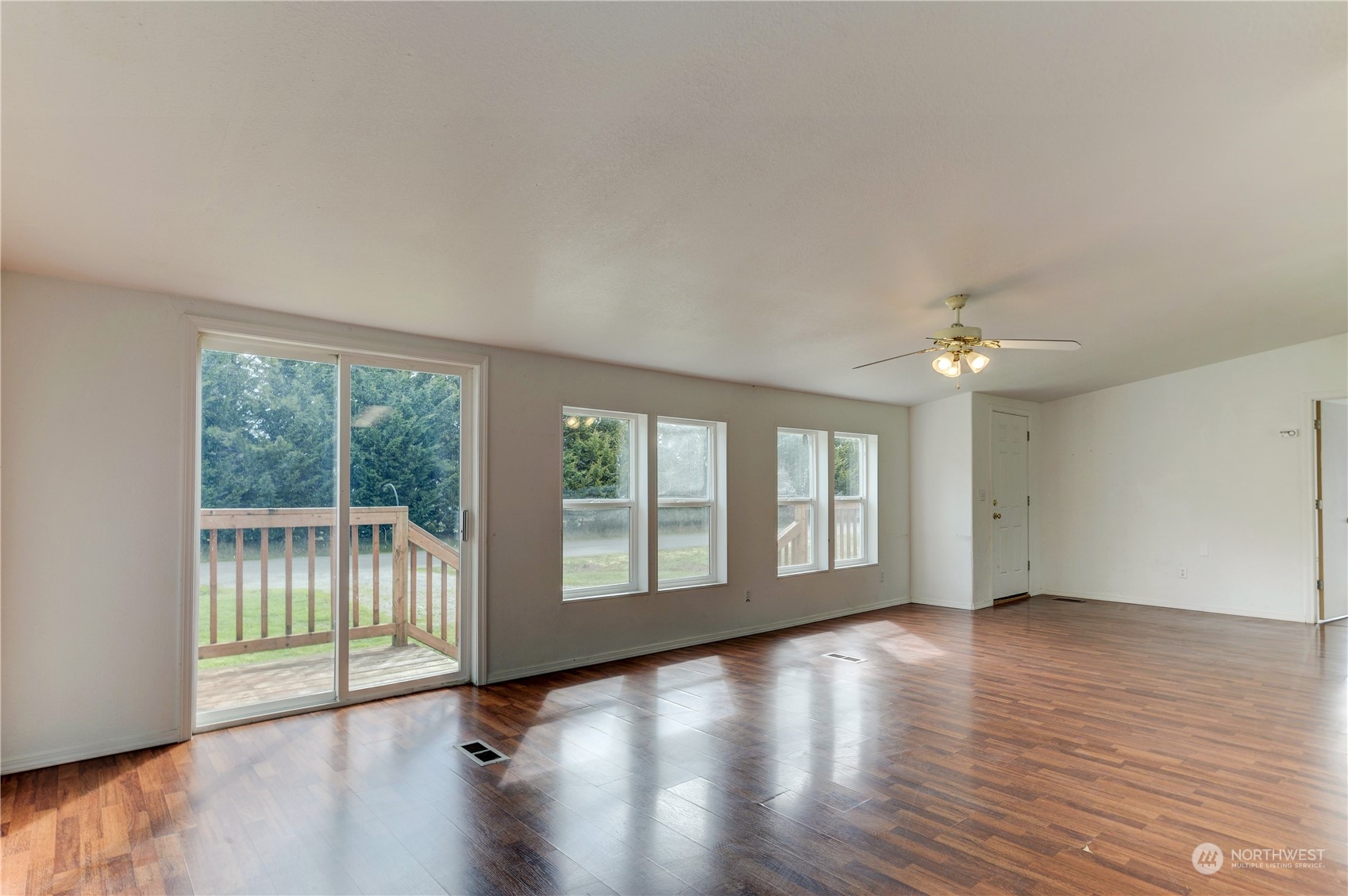 19111 Old Ranch Lane Southwest Rochester, WA 98579 - Photo 5 of 40