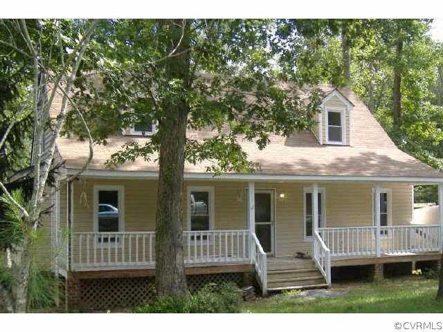 15609 Roland View Drive Chester, VA 23831 - Photo 7 of 7 a house view with a garden space