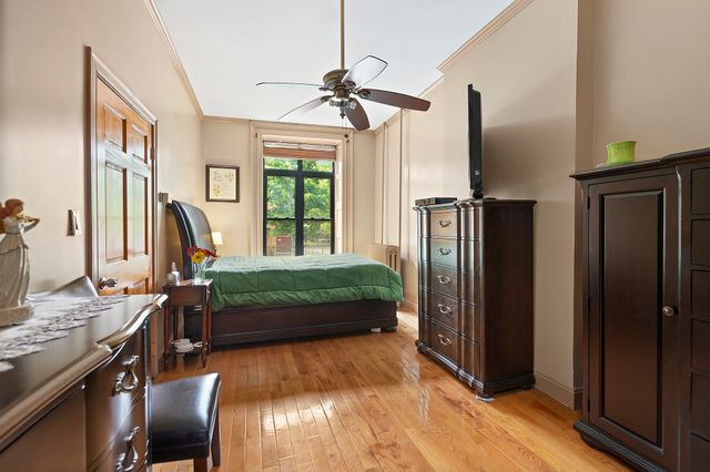 $1,250,000 | 525 Macon Street | Bedford-Stuyvesant