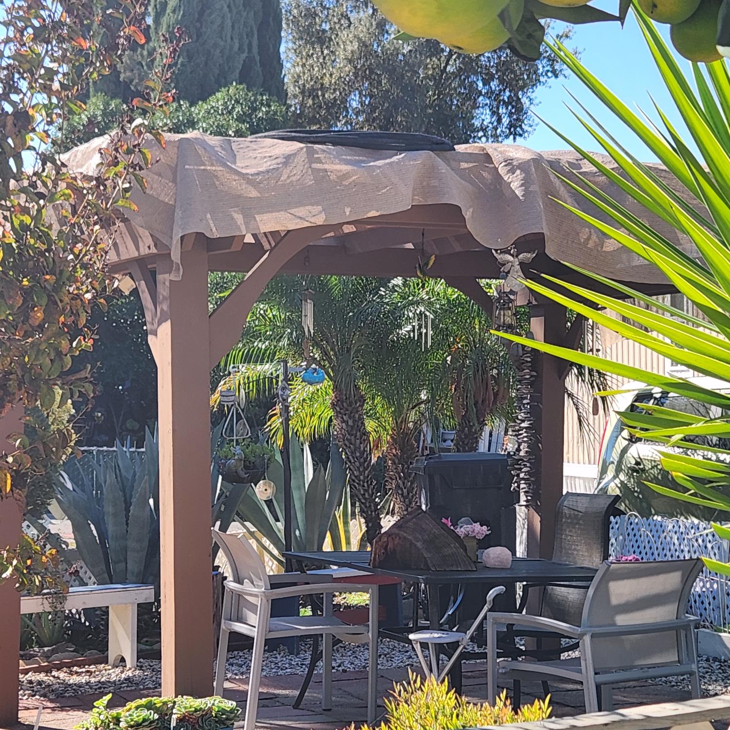 6057 Declaration Circle Citrus Heights, CA 95621 - Photo 29 of 31 an aerial view of residential houses and outdoor space