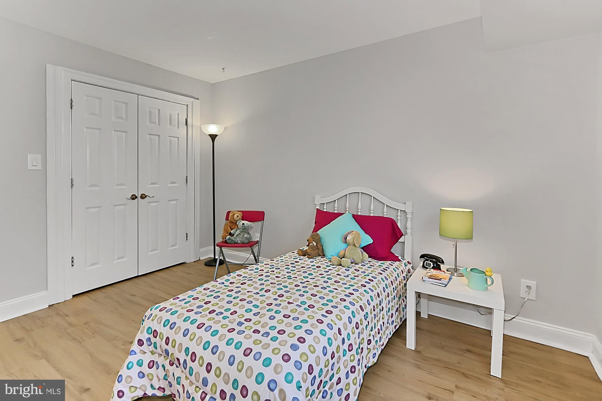 5905 Noblestown Road, Unit L Springfield, VA 22152 - Photo 23 of 49 Bedroom