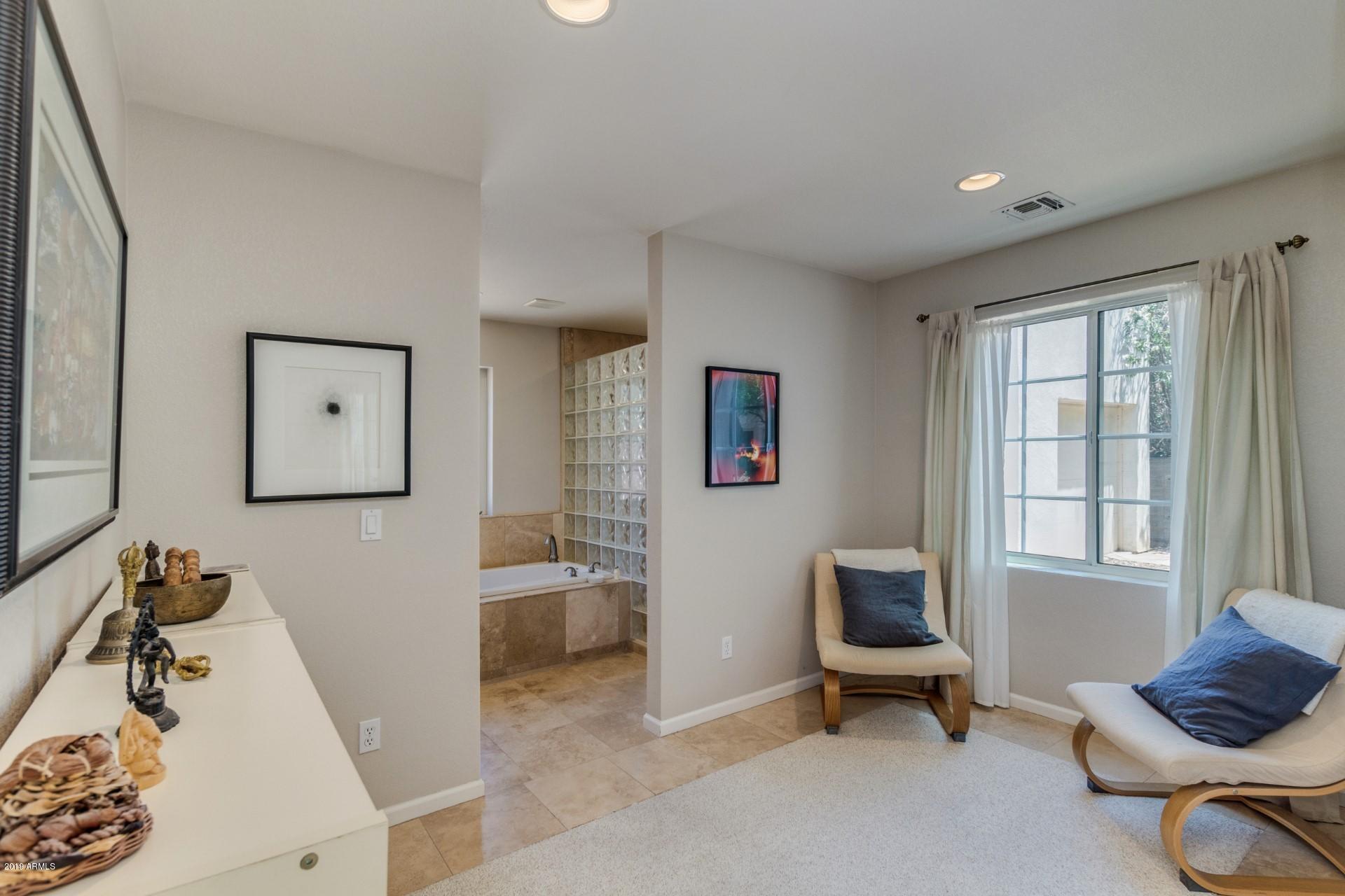 1556 East Cheery Lynn Road Phoenix, AZ 85014 - Photo 23 of 31 0028-Cheery (28)