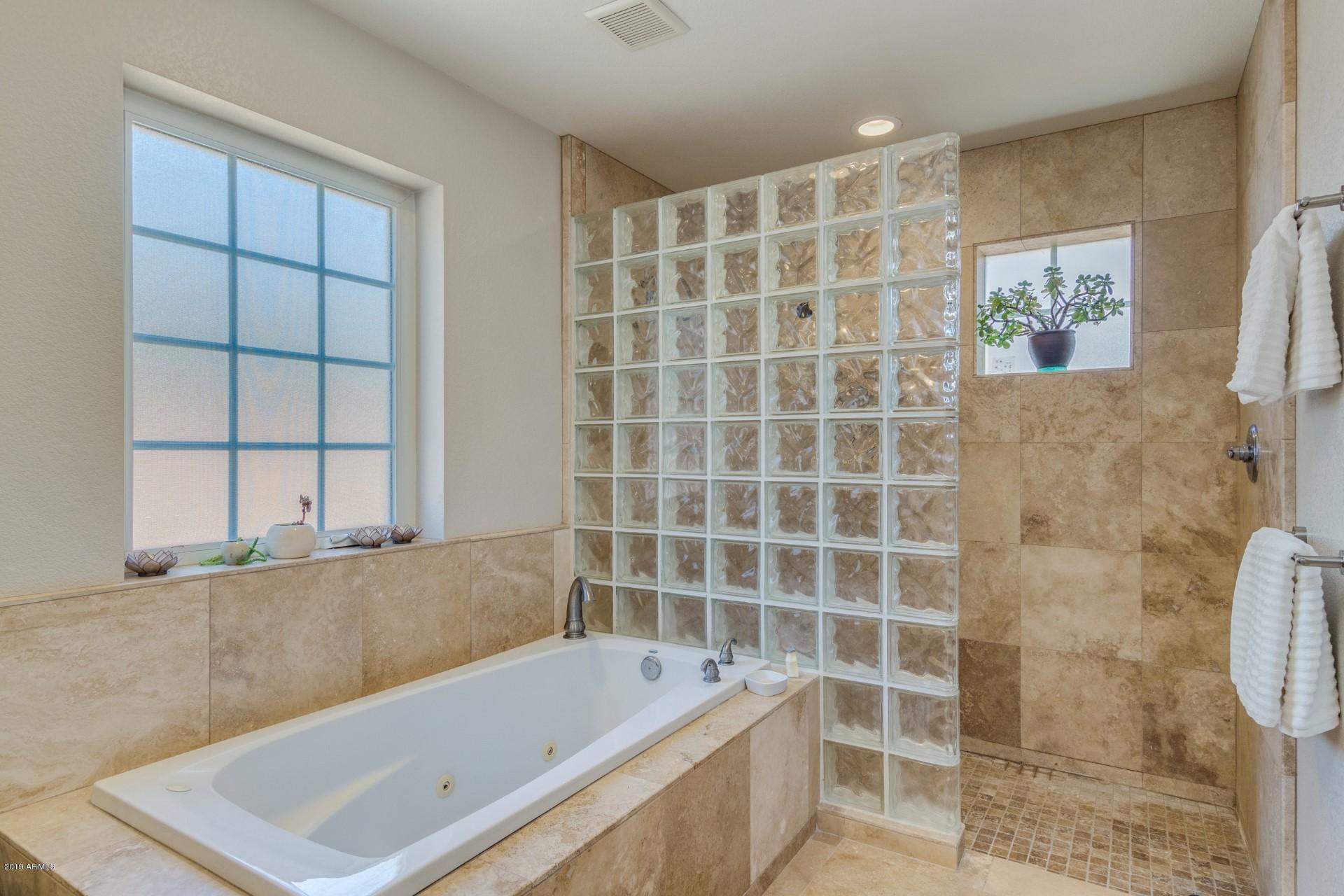 1556 East Cheery Lynn Road Phoenix, AZ 85014 - Photo 26 of 31 0031-Cheery (31)