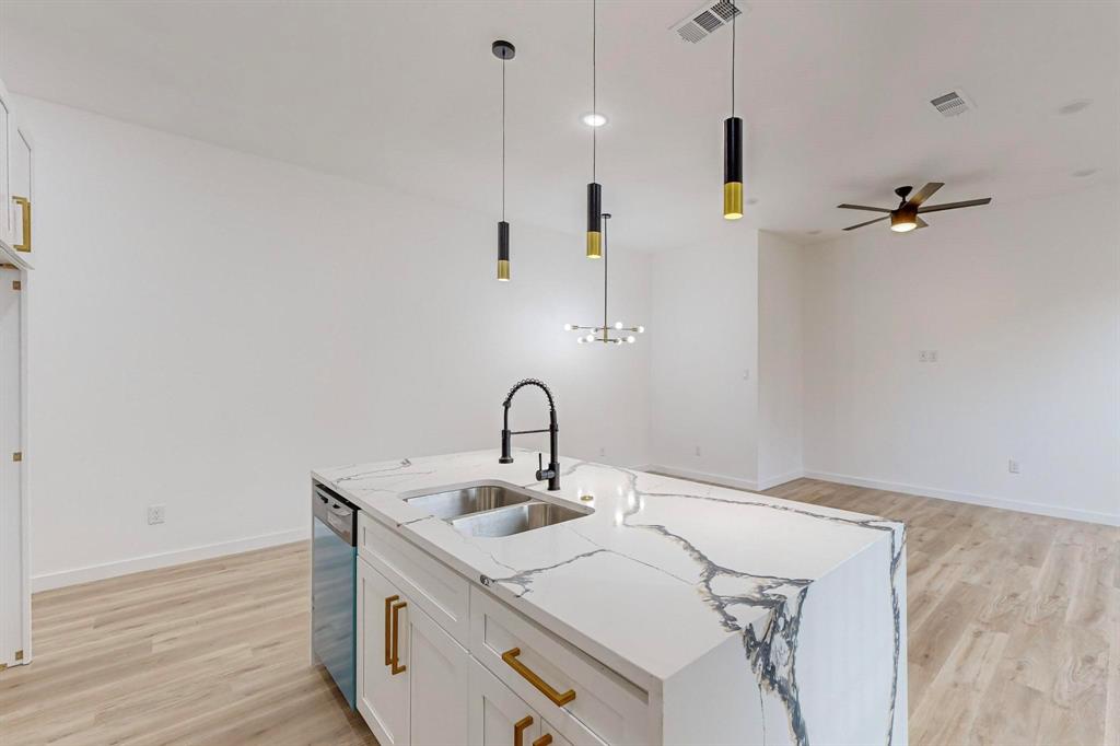 5223 Colonial Avenue Dallas, TX 75215 - Photo 12 of 20