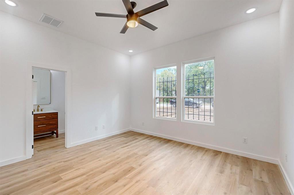 5223 Colonial Avenue Dallas, TX 75215 - Photo 17 of 20