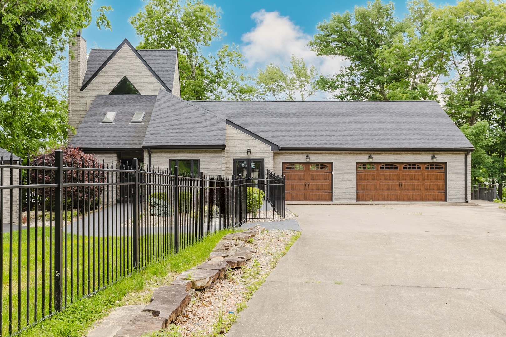 12225 Pebble Point Road Marion, IL 62959 - Photo 7 of 88